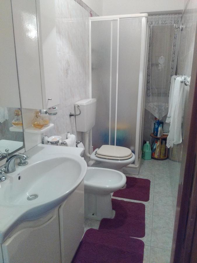 Casa Lungomare Villa Caronia Marina Eksteriør billede